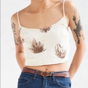 White & brown crop top